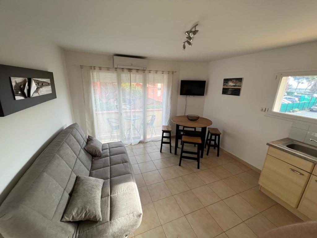 Plein Sud, Bel Appartement 20 Metres De La Plage La Capte Hyères Zewnętrze zdjęcie